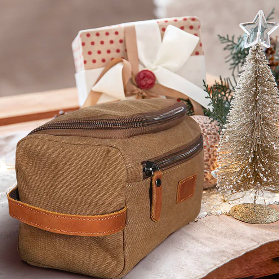 OLD BARN CANVAS TOILETRY BAG