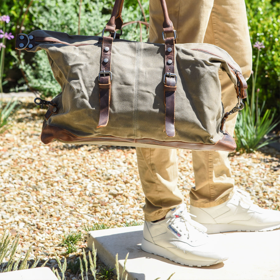 OLD BARN WAXED CANVAS DUFFEL BAG