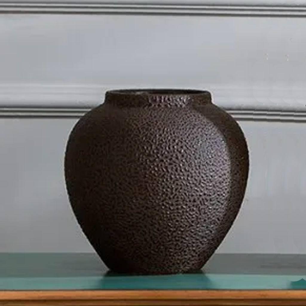 CERAMIC BLACK VASE (SMALL)