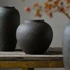 CERAMIC BLACK VASE (SMALL)